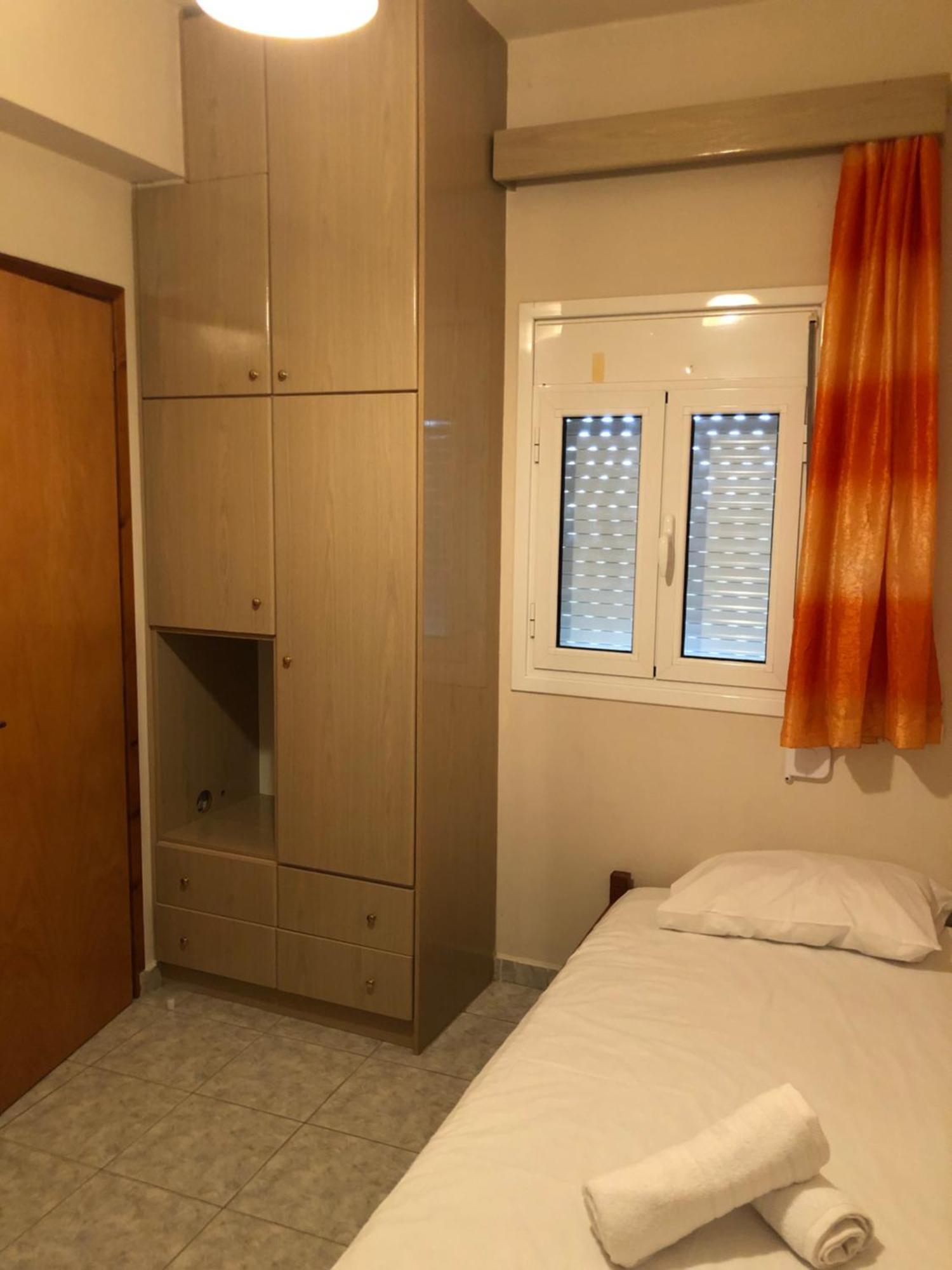 Blue Sky Apartments Макригиалос Номер фото
